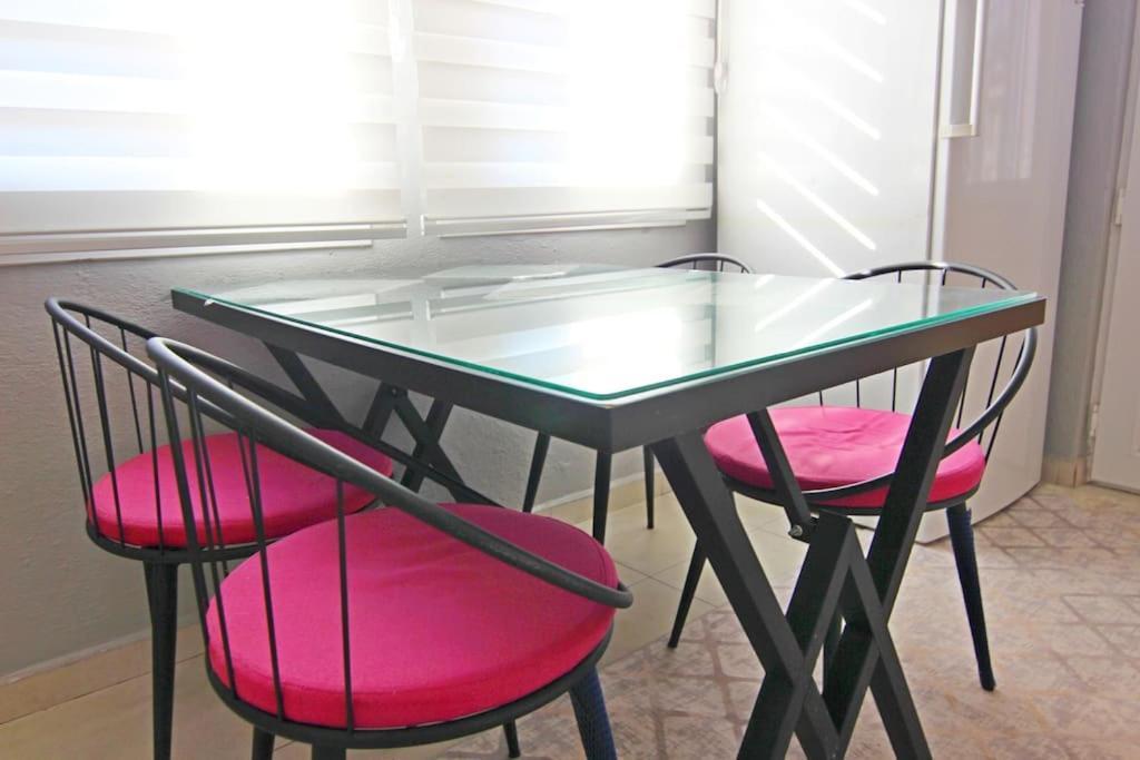 Ozkan Apartment - Fethiye Center Fully Furnished 50Mbps Wifi Netflix المظهر الخارجي الصورة
